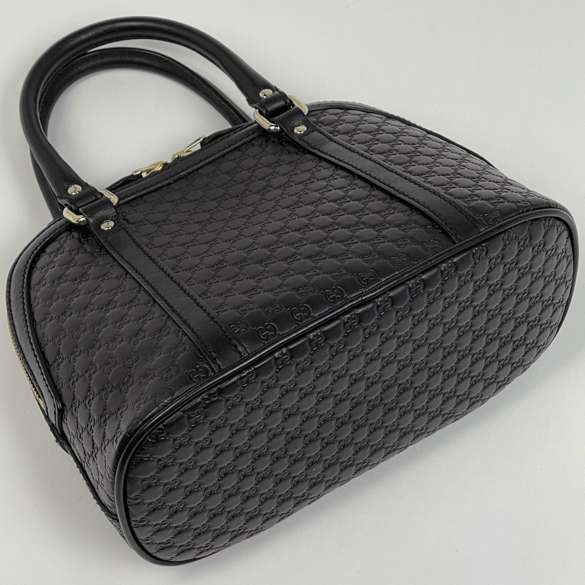Gucci Micro Guccissima 2-Way Shoulder Bag Signature Leather Black — view 2