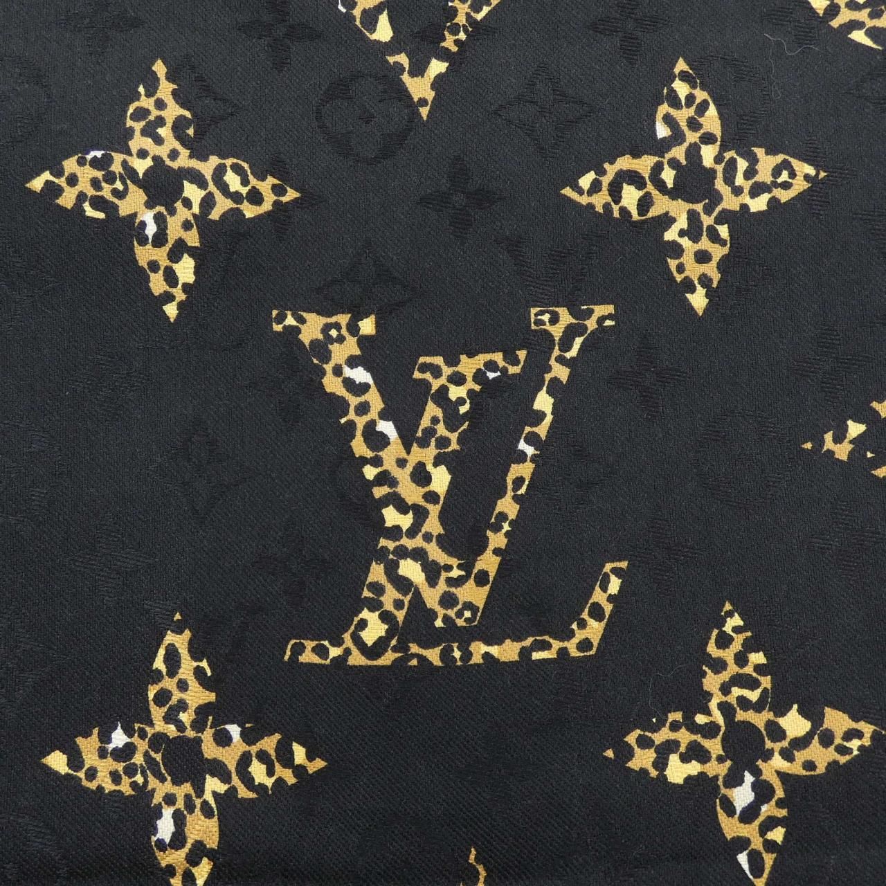 Louis Vuitton Shawl Monogram Giant Jungle Scarf — view 4