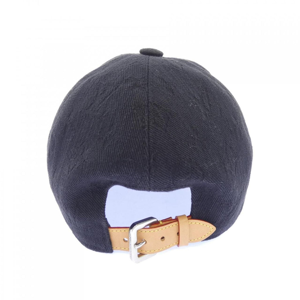 Louis Vuitton Monogram Essential Cap — view 4