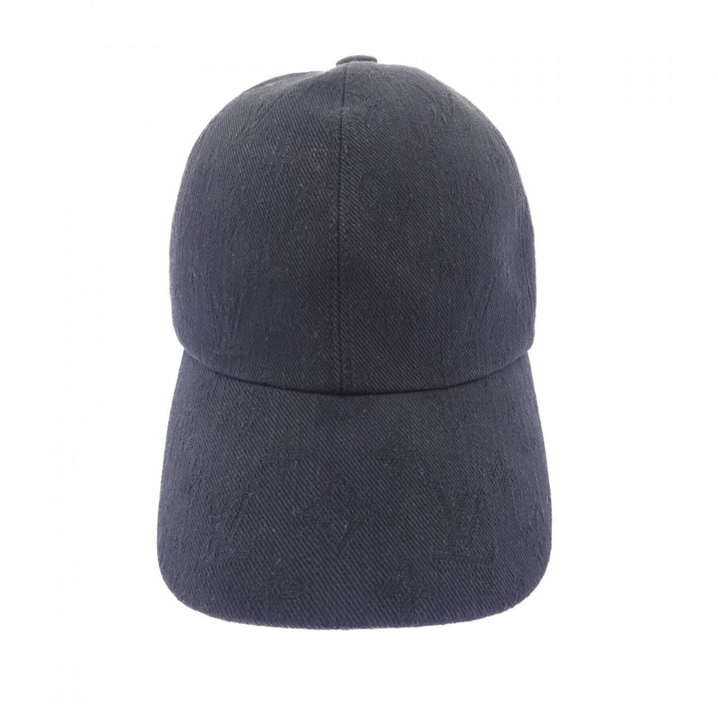 Louis Vuitton Monogram Essential Cap — view 2