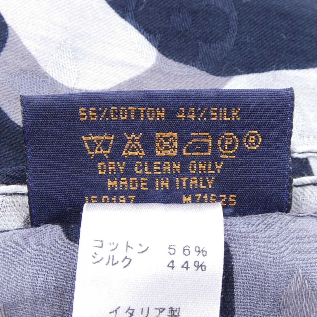 Louis Vuitton Stole Scarf — view 3