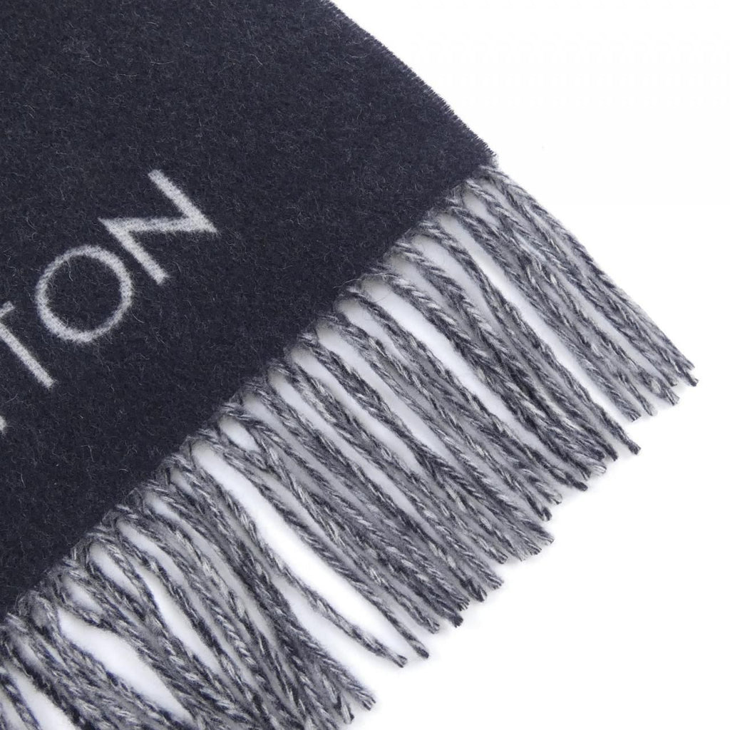 Louis Vuitton Reykjavik Scarf — view 2