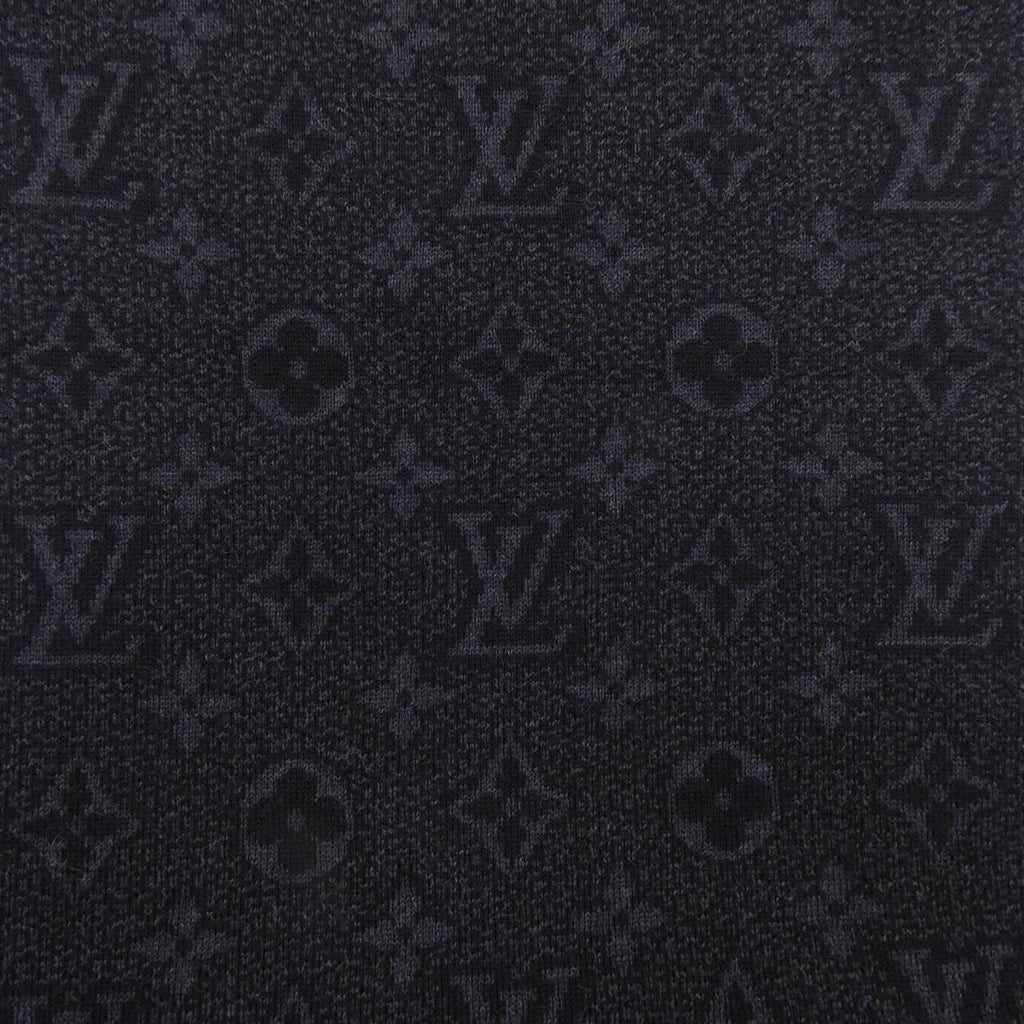 Louis Vuitton My Monogram Eclipse Scarf — view 4