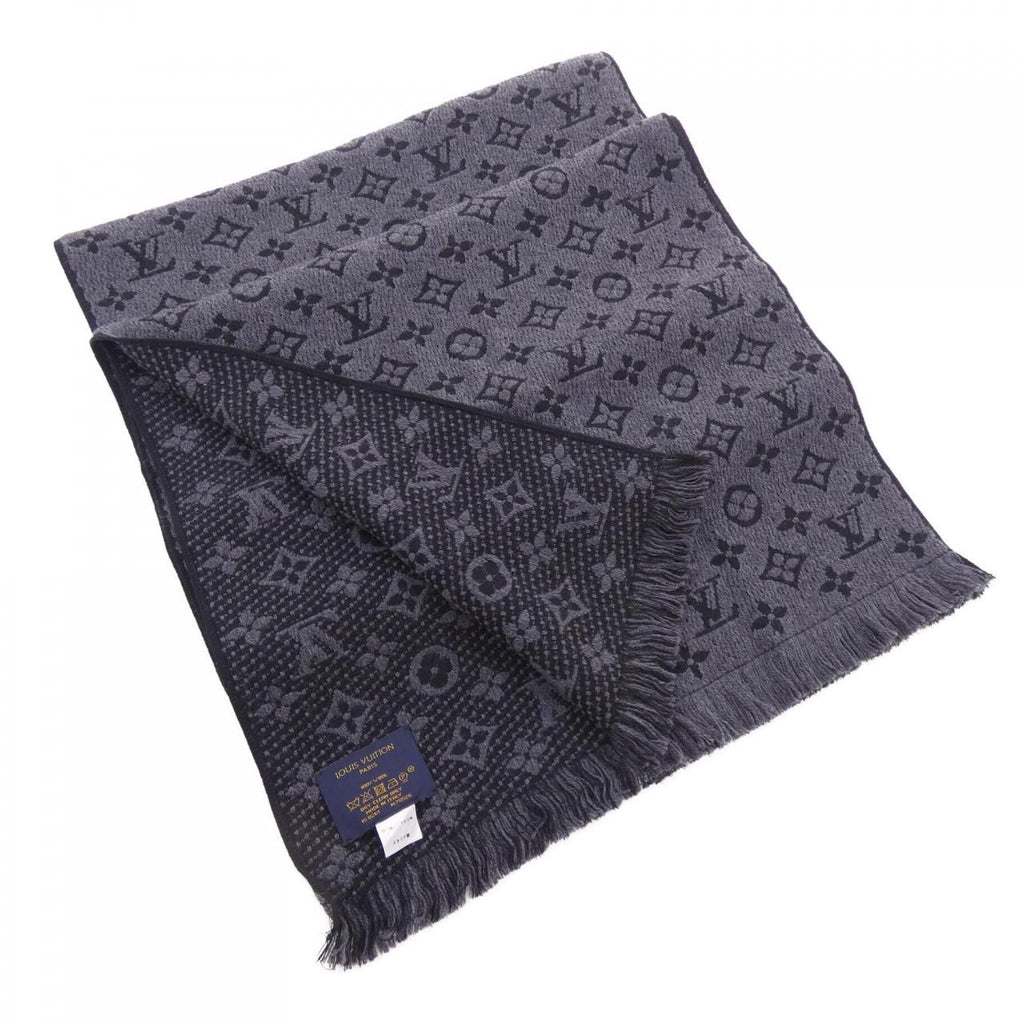 Louis Vuitton Monogram Classic Scarf