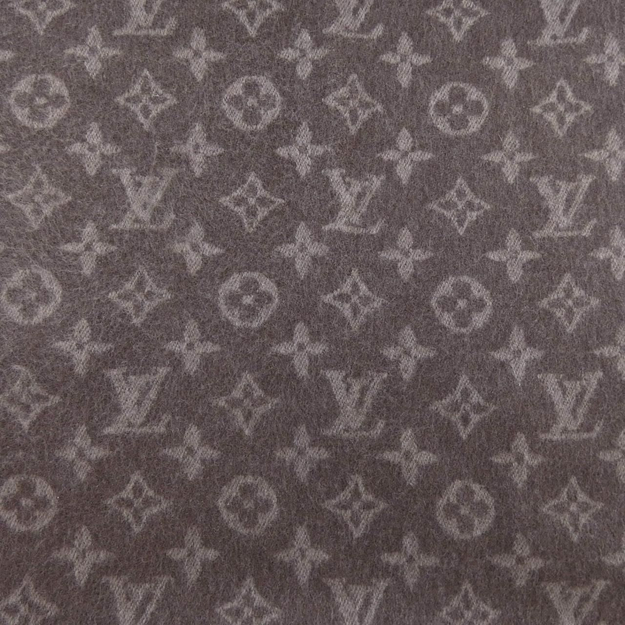 Louis Vuitton Monogram Gradient Scarf — view 4