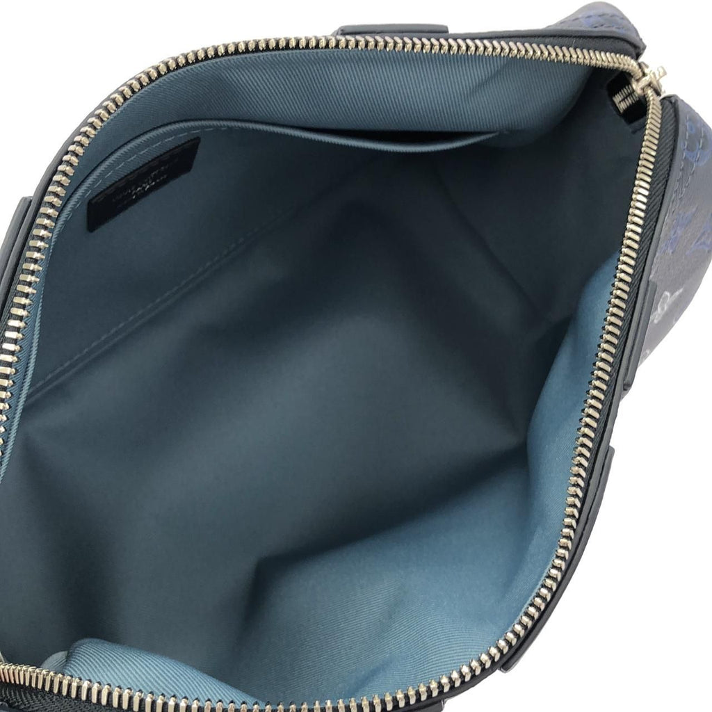 Louis Vuitton Monogram Shadow City Keepall Boston — view 6