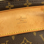 Louis Vuitton Monogram Alize 24 Earl Boston — view 5