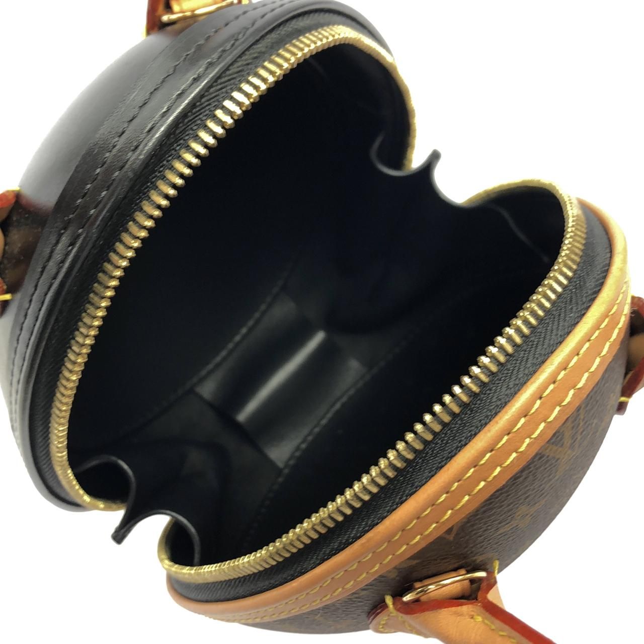 Louis Vuitton Monogram LV Egg — view 7
