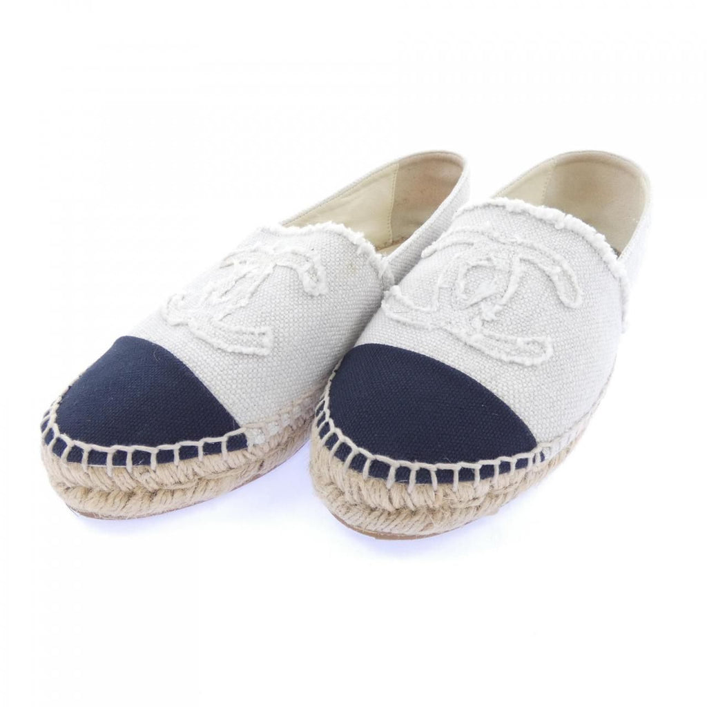 Chanel Espadrilles Shoes Beige — view 3