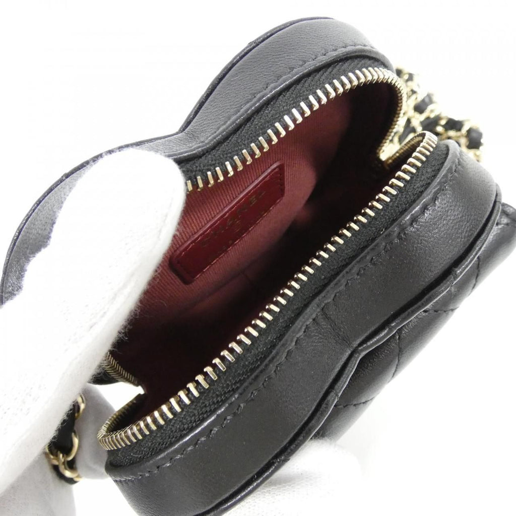 Chanel Waist Bag Belt Bag Black — view 9