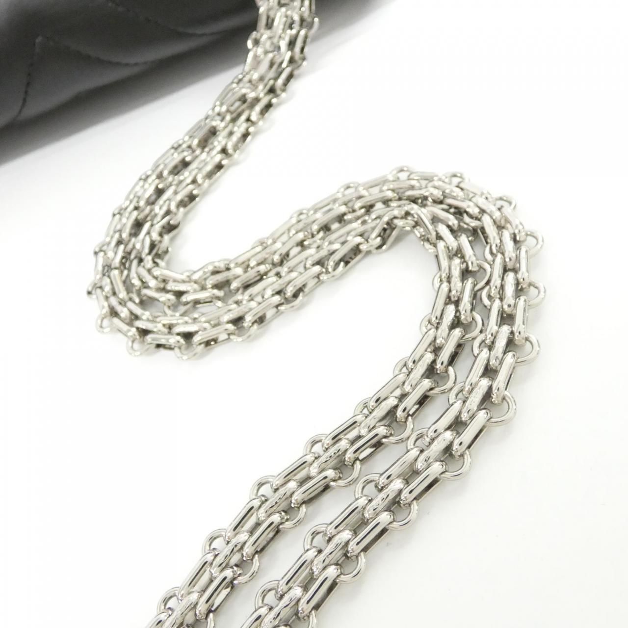 Chanel Shoulder Bag Black — view 6