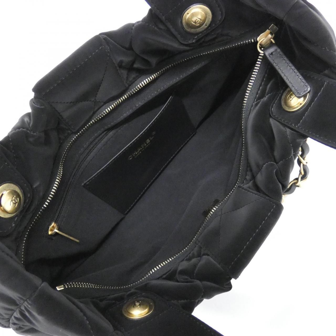 Chanel Bag Handbag Black — view 7