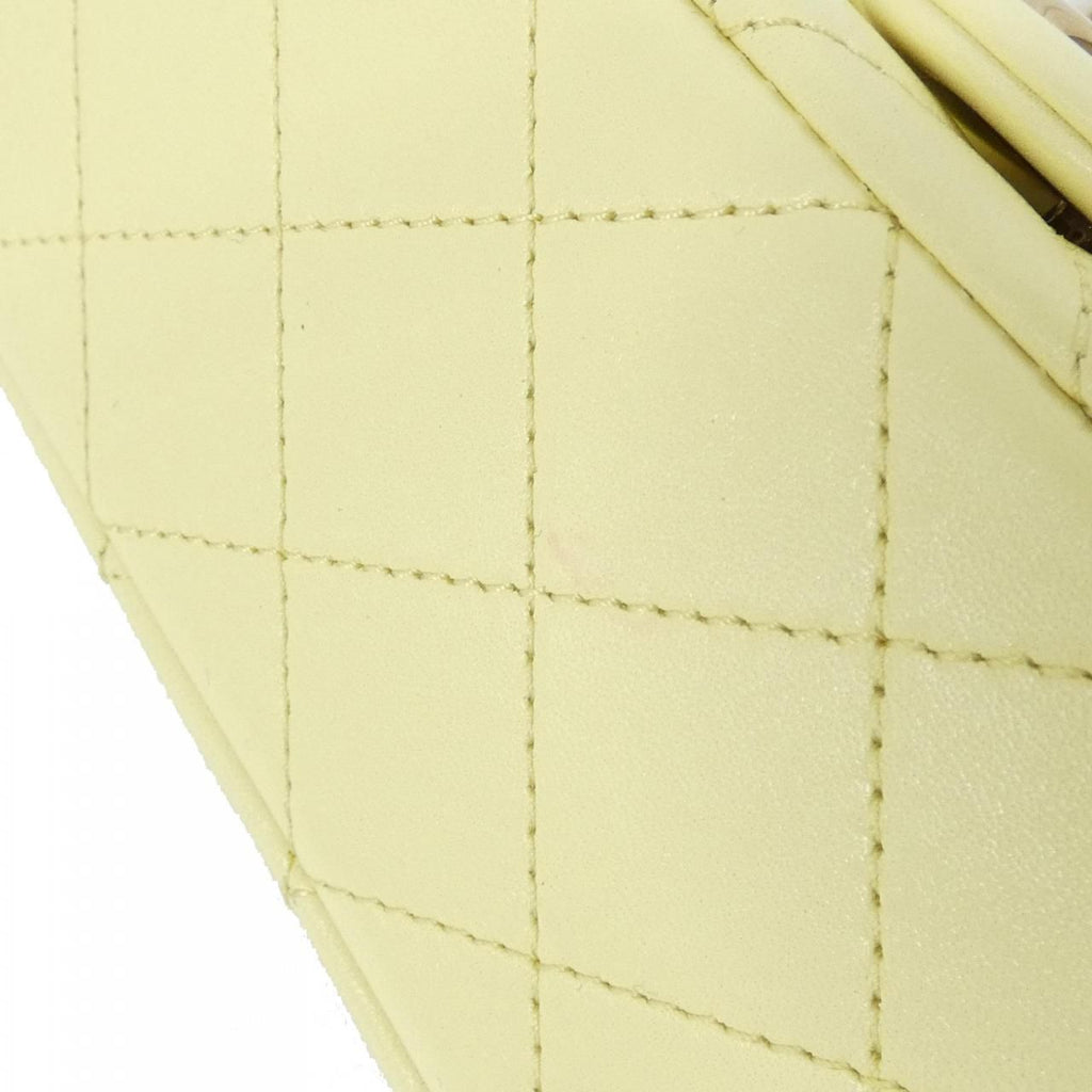 Chanel Shoulder Bag Yellow — view 3