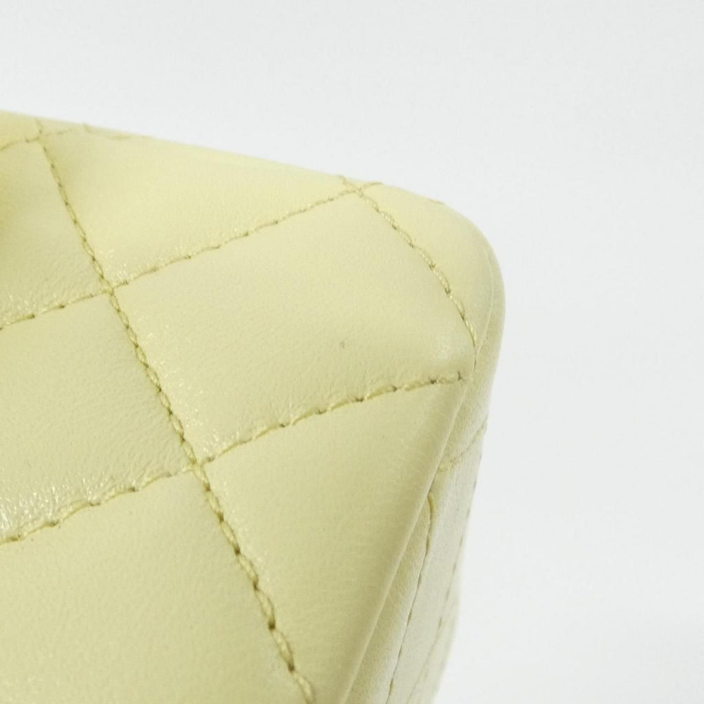 Chanel Shoulder Bag Yellow — view 4