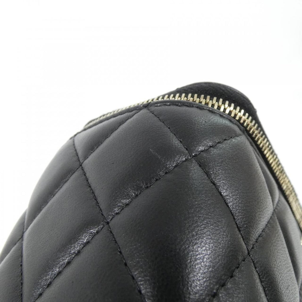 Chanel Bag Handbag Black — view 4