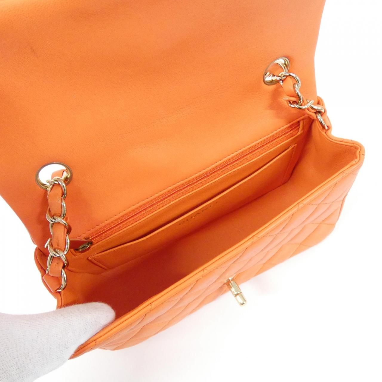 Chanel Shoulder Bag Orange — view 7