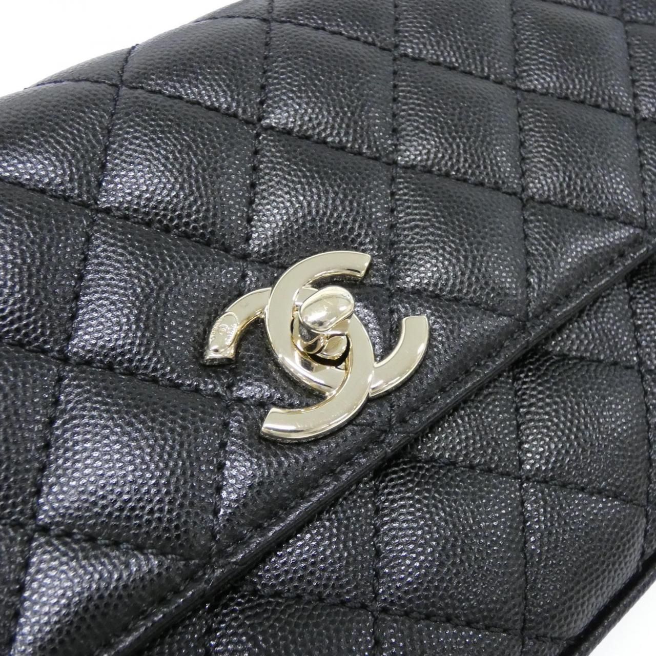 Chanel Bag Handbag Black — view 4