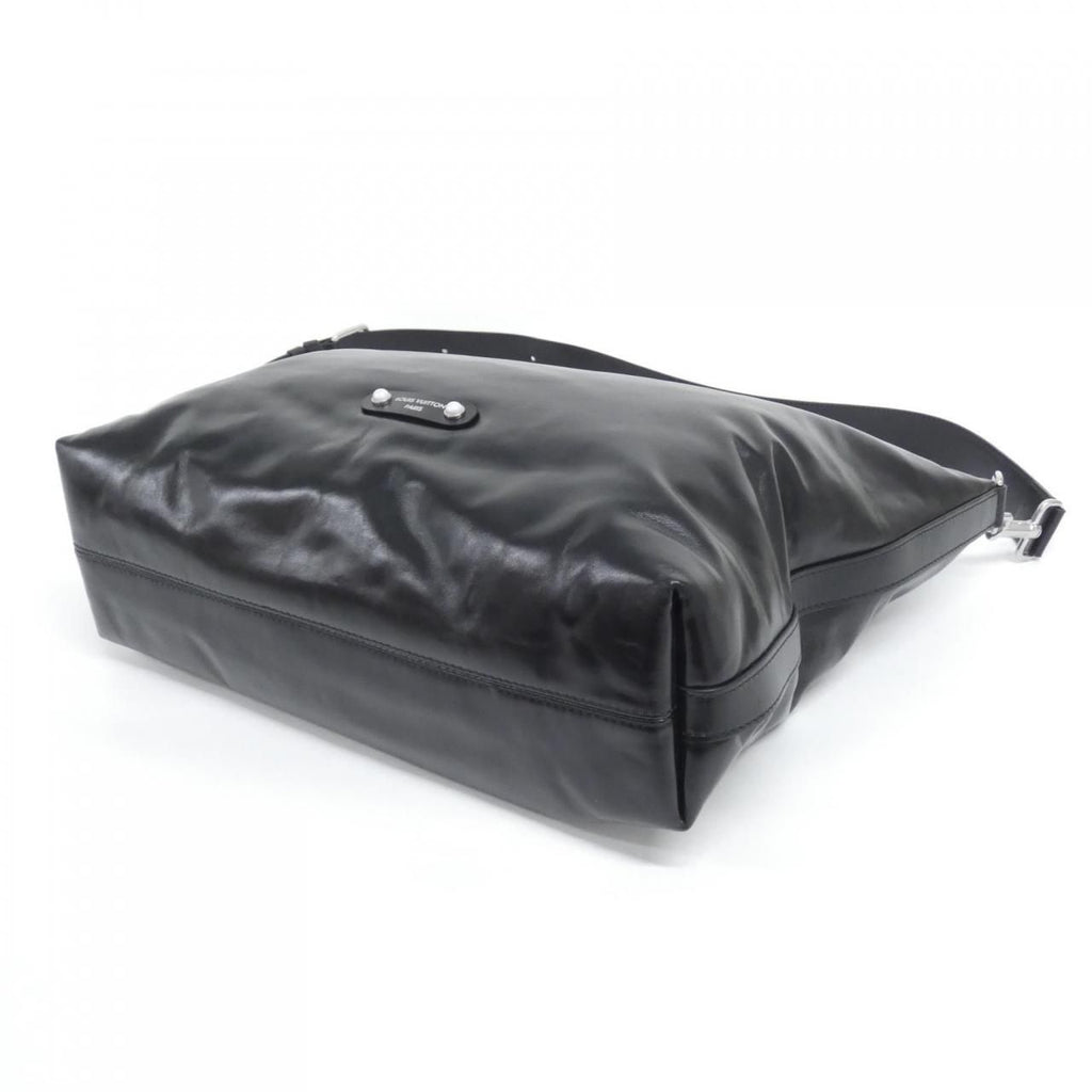 Louis Vuitton Vagabond Hobo — view 3