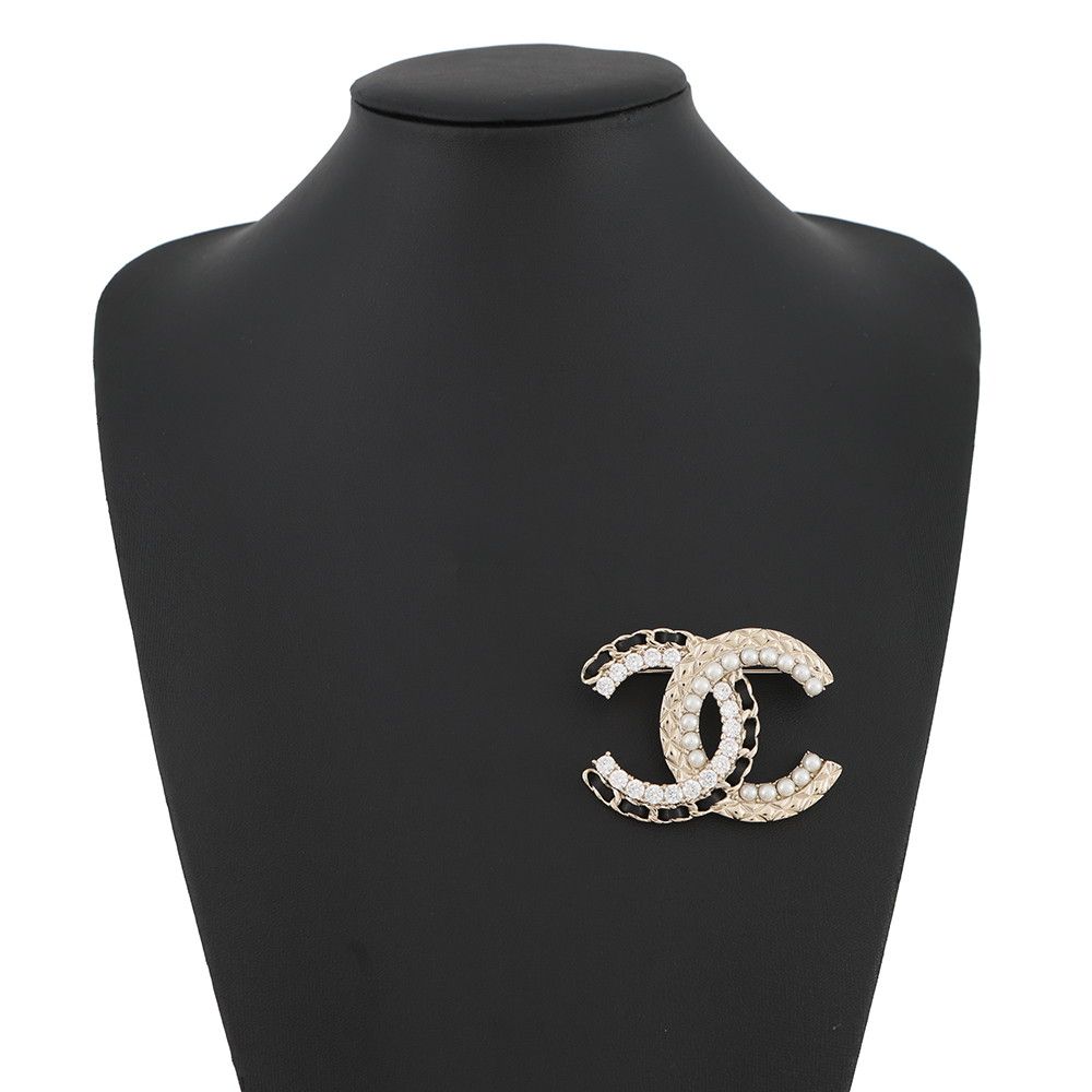 Chanel Brooch CC Logo Lambskin Faux Pearl Rhinestone — view 4