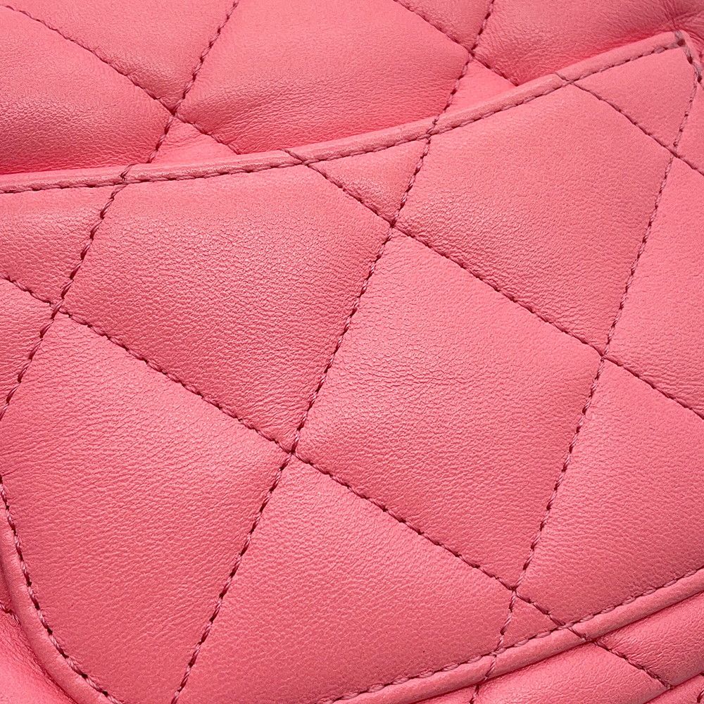 Chanel Chain Shoulder Bag Quilted CC Logo Leather — view 9