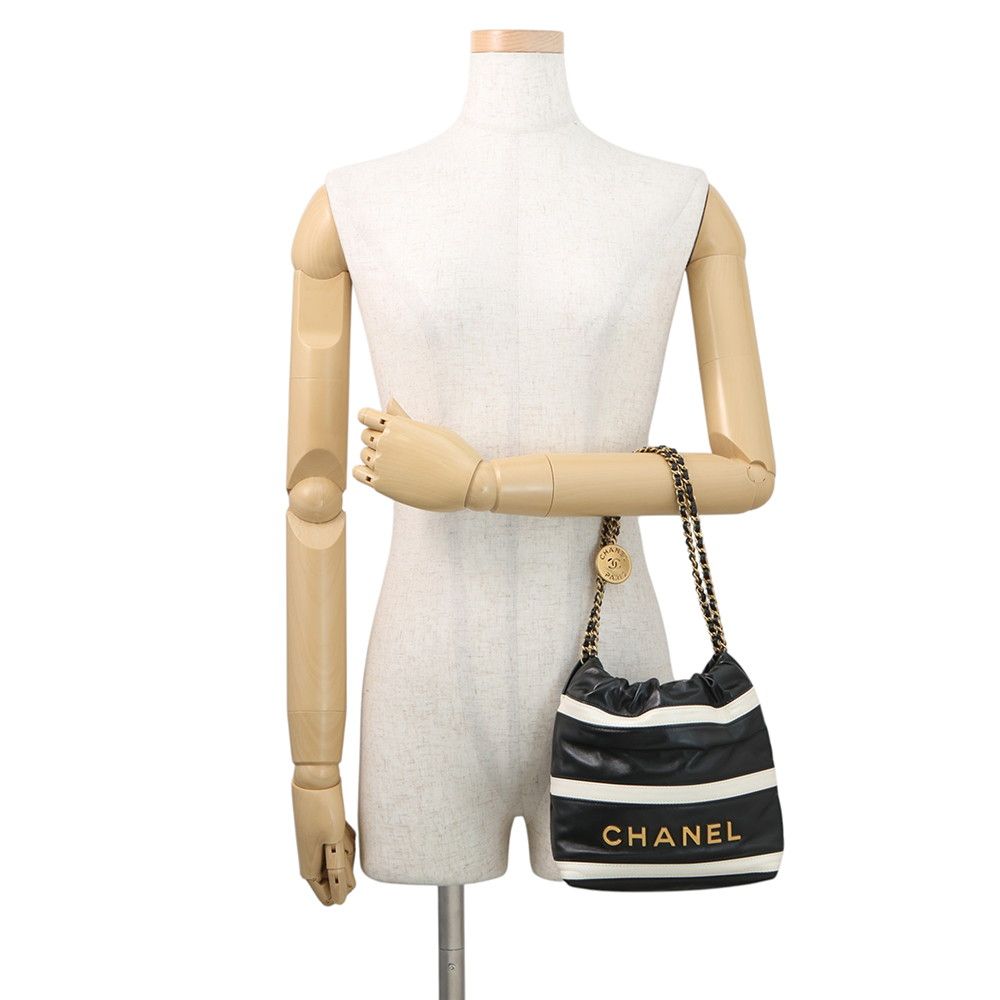 Chanel 22 Mini CC Logo Shiny Calfskin 2-Way Shoulder Bag Black White — view 5