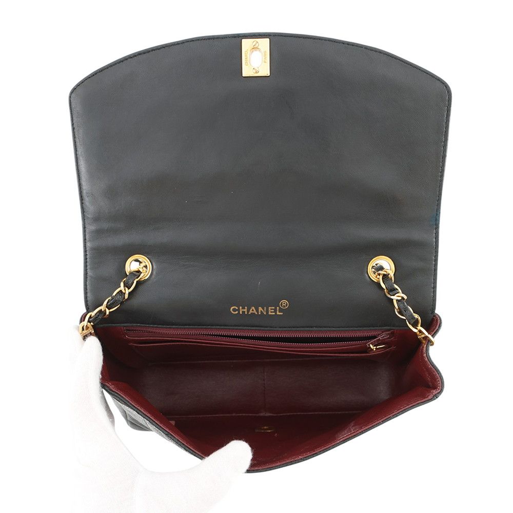 Chanel Chain Shoulder Bag Quilted 25 CC Logo Diana Caviar Leather Black — view 5