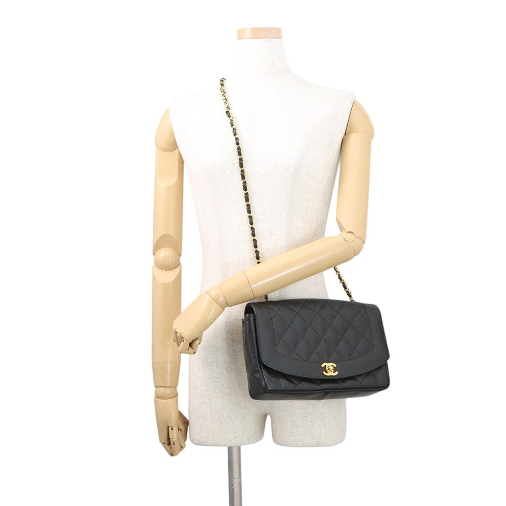 Chanel Chain Shoulder Bag Quilted 25 CC Logo Diana Caviar Leather Black — view 4