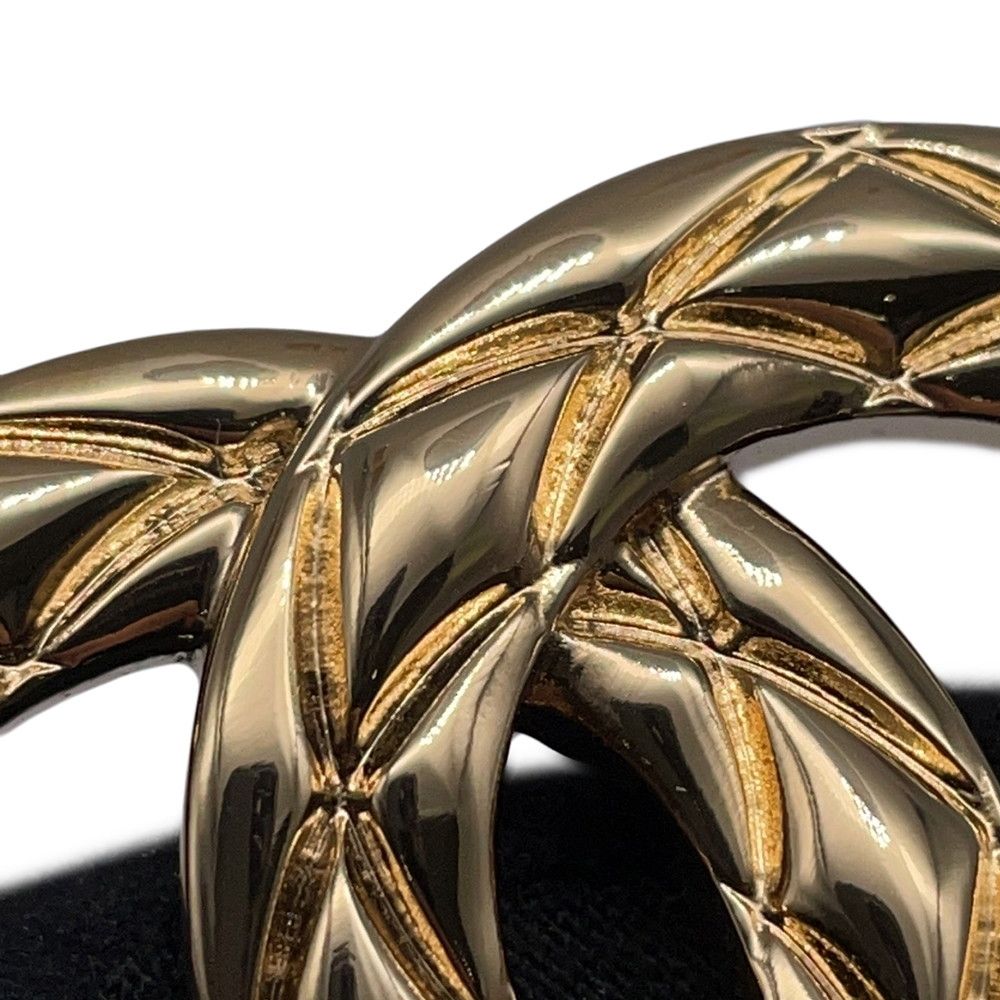 Chanel Brooch CC Logo Metal 26 — view 5