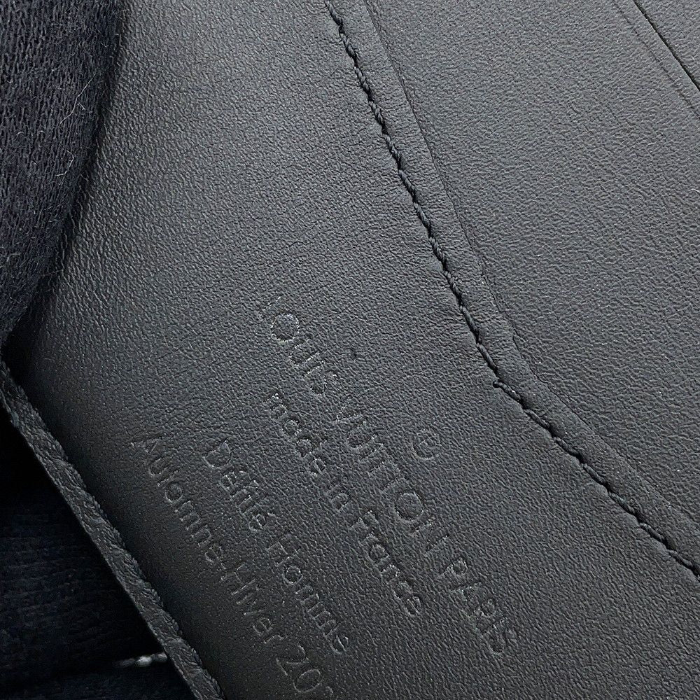 Louis Vuitton Bifold Wallet Epi XL Portefeuille Calf Black — view 9