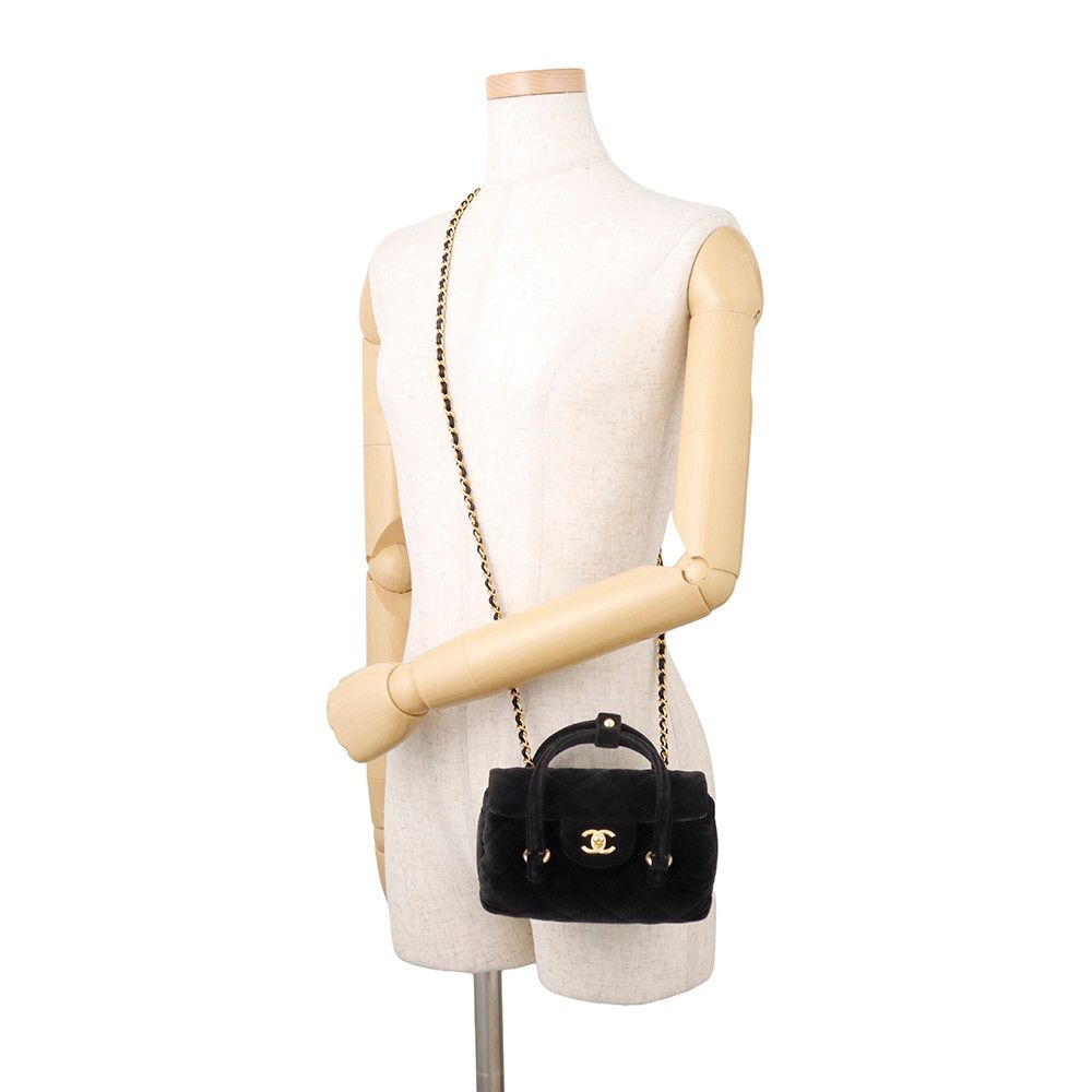 Chanel Chain Shoulder Bag Mini Flap CC Logo Quilted Velvet Black — view 4