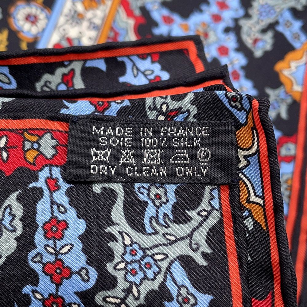 Hermes Shawl Carre 140 Geant Persian Carpet Tapis Persans Silk Scarf — view 5