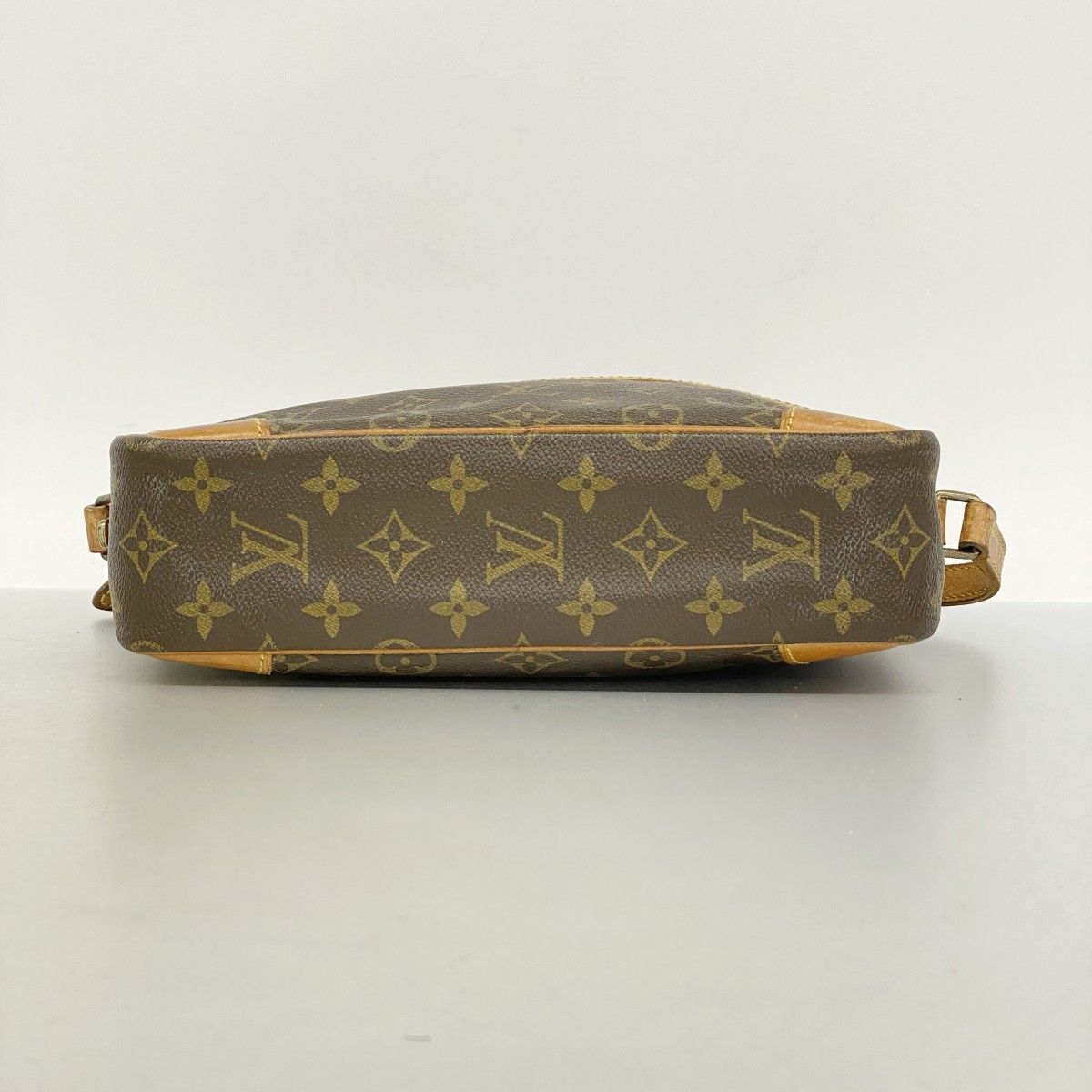 Louis Vuitton Shoulder Bag Monogram Trocadero 27 Brown — view 3