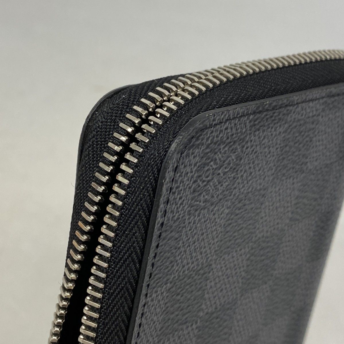 Louis Vuitton Wallet Damier Graphite Zippy Vertical Black Gray — view 6