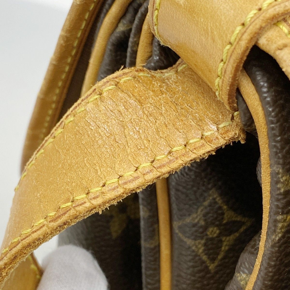 Louis Vuitton Shoulder Bag Monogram Saumur 35 Brown — view 8