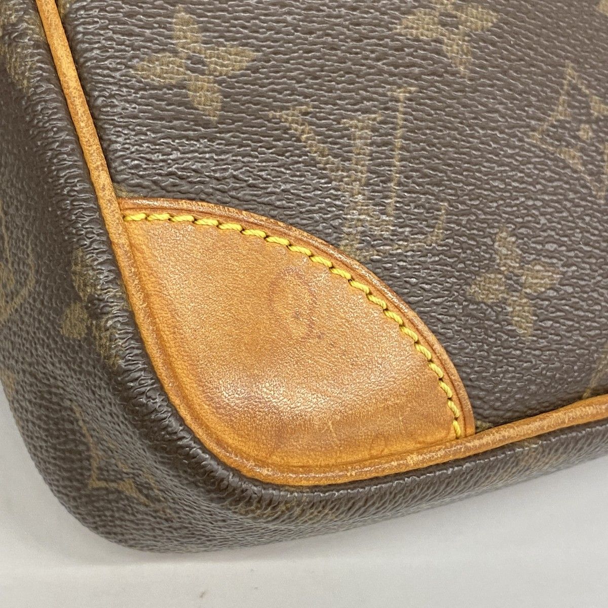Louis Vuitton Shoulder Bag Monogram Danube Brown — view 7