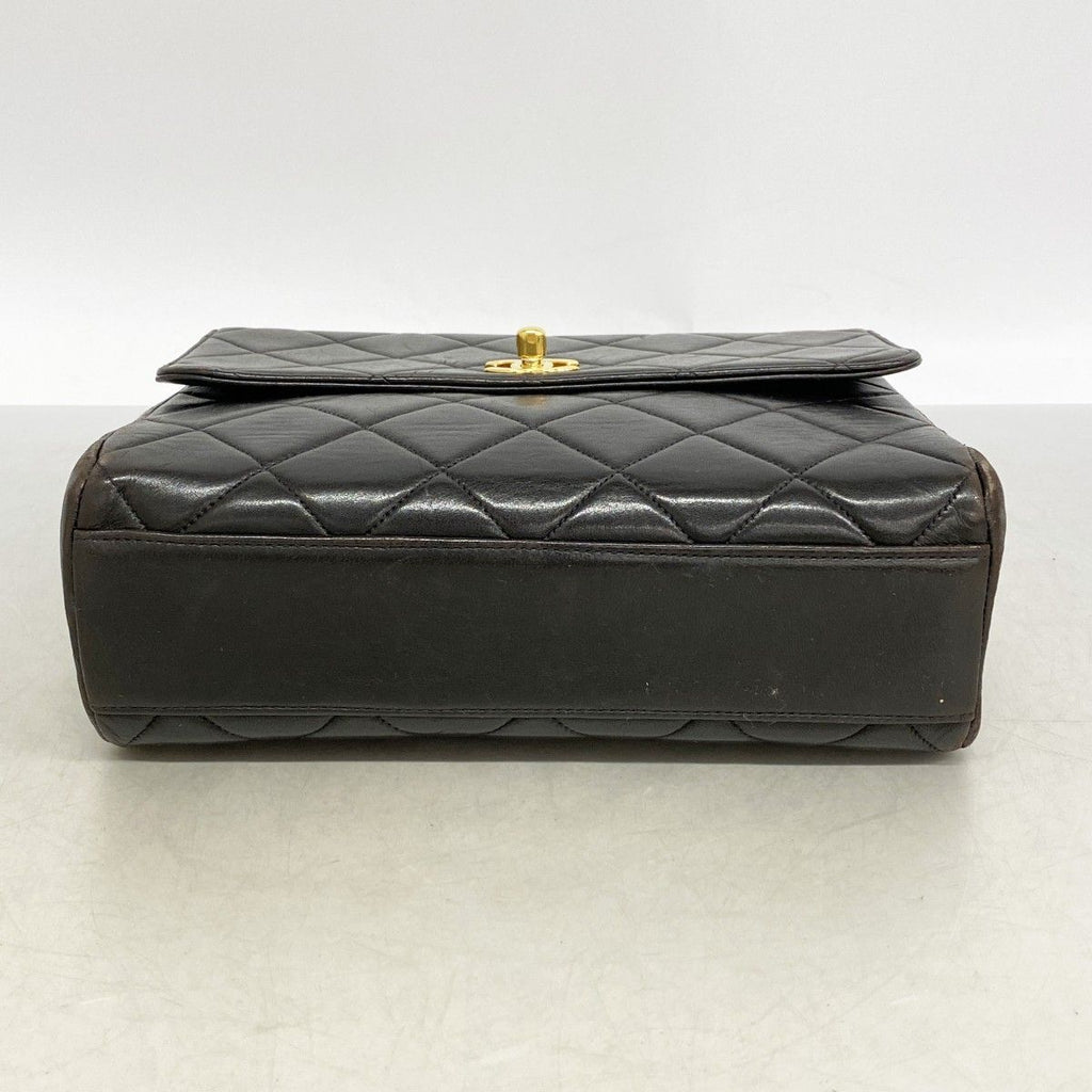 Chanel Shoulder Bag Quilted Lambskin Black Gold — view 3