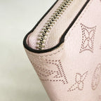 Louis Vuitton Wallet Mahina Zippy Magnolia — view 6