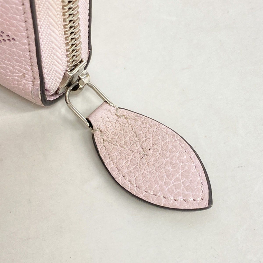 Louis Vuitton Wallet Mahina Zippy Magnolia — view 7
