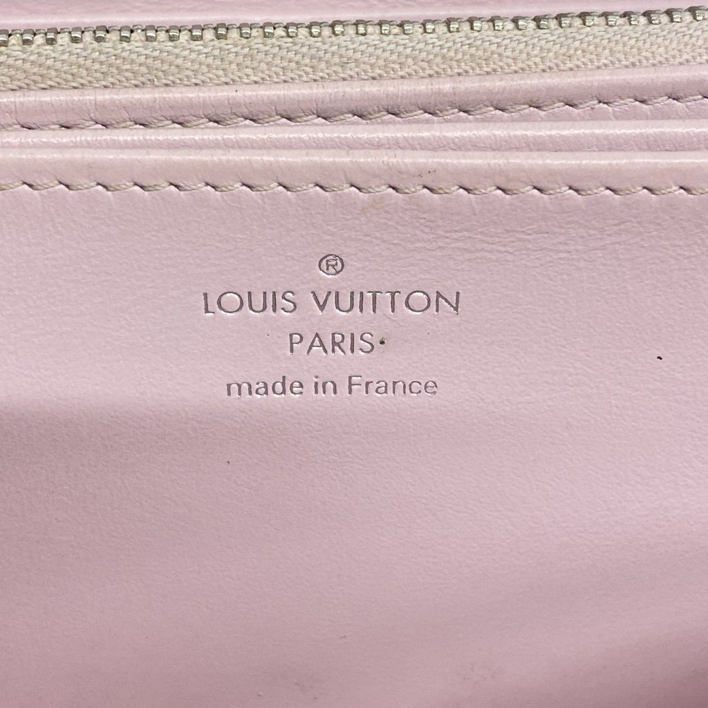 Louis Vuitton Wallet Mahina Zippy Magnolia — view 4