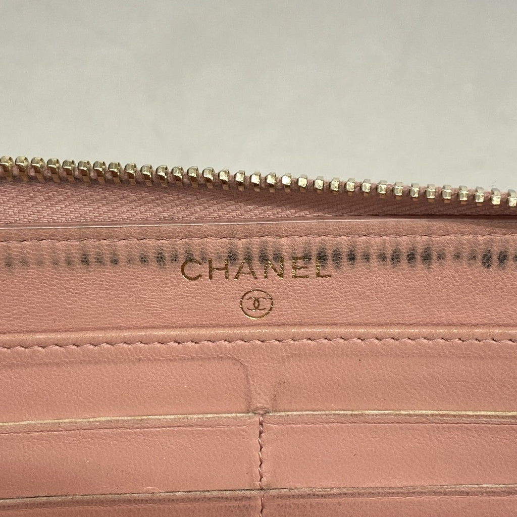 Chanel Wallet Quilted Lambskin Pink Gold — view 4