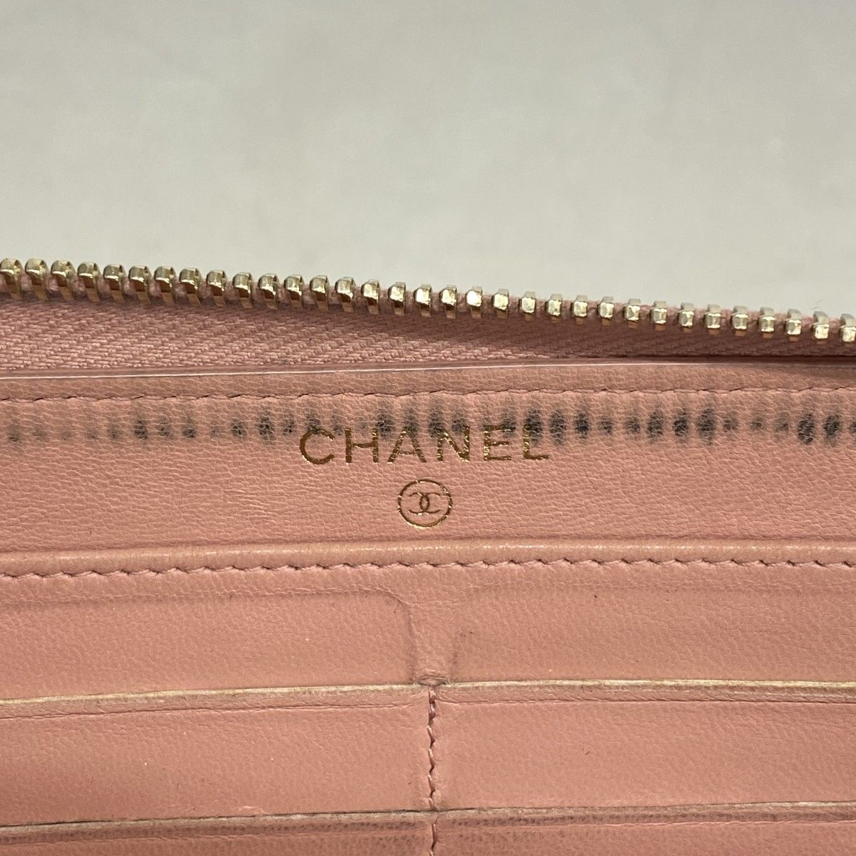 Chanel Wallet Quilted Lambskin Pink Gold — view 4