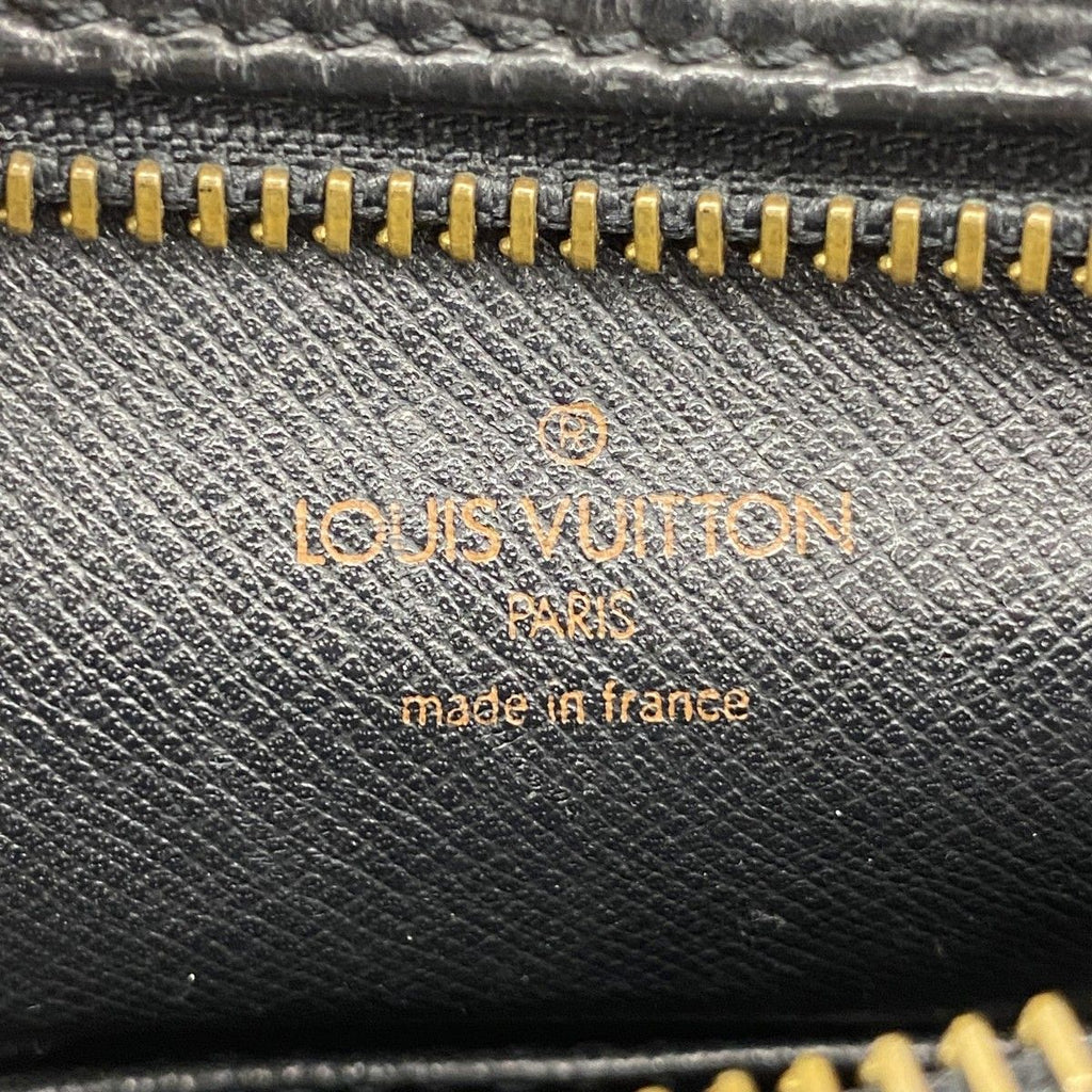 Louis Vuitton Shoulder Bag Epi Danube Noir — view 5