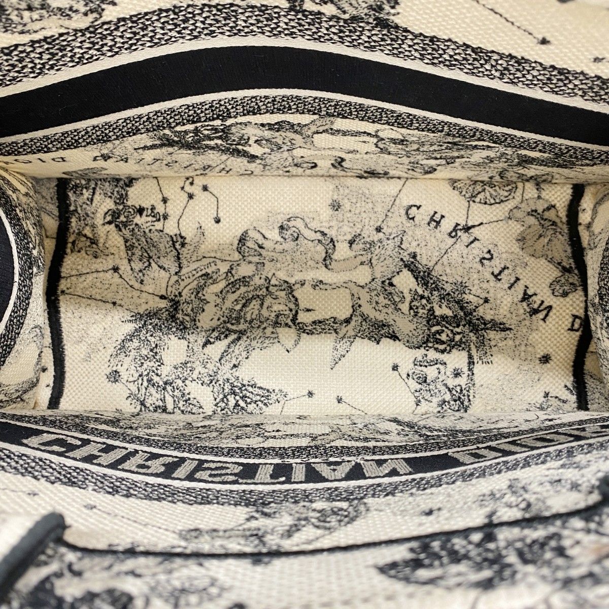 Dior Tote Book Canvas White Black Cles — view 4