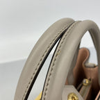 Fendi Handbag Leather Beige Gold — view 9