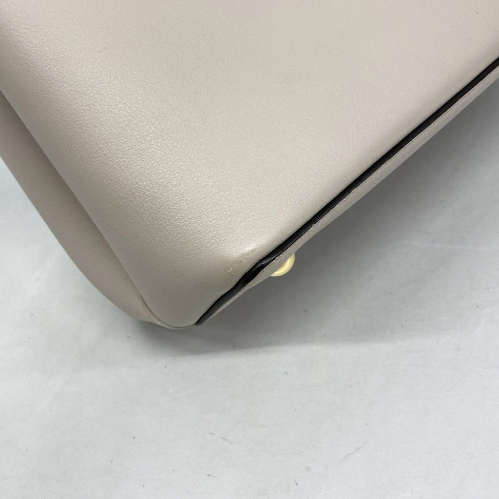 Fendi Handbag Leather Beige Gold — view 6
