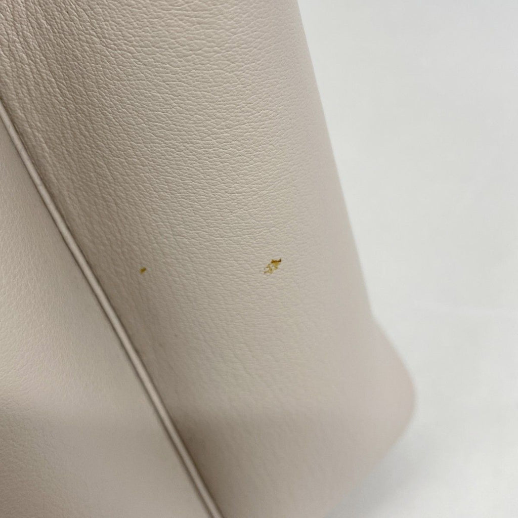 Fendi Handbag Leather Beige Gold — view 8