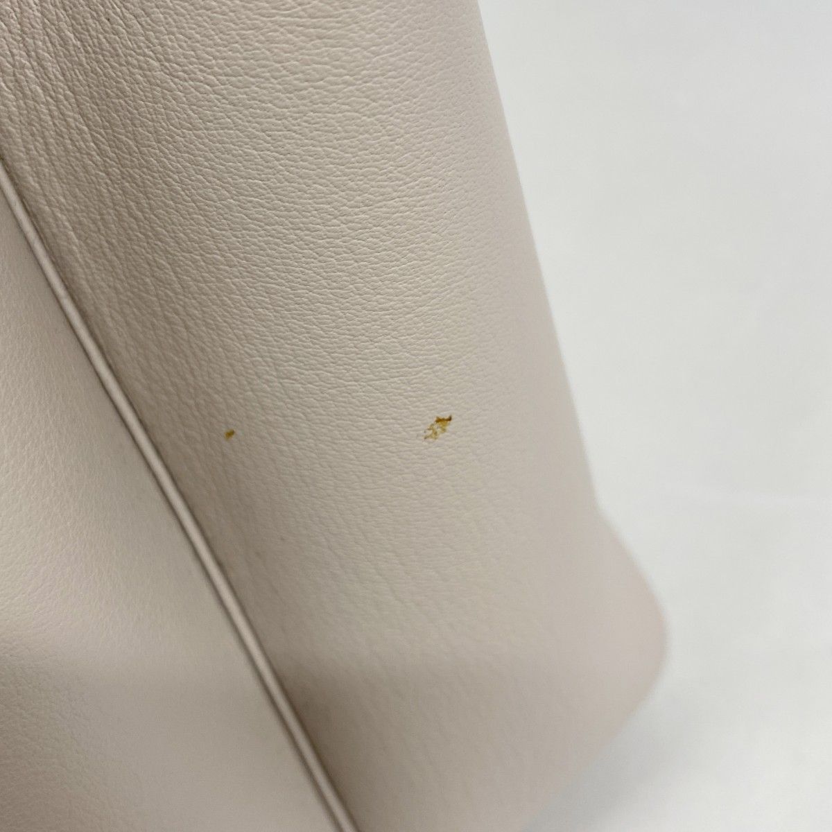 Fendi Handbag Leather Beige Gold — view 8