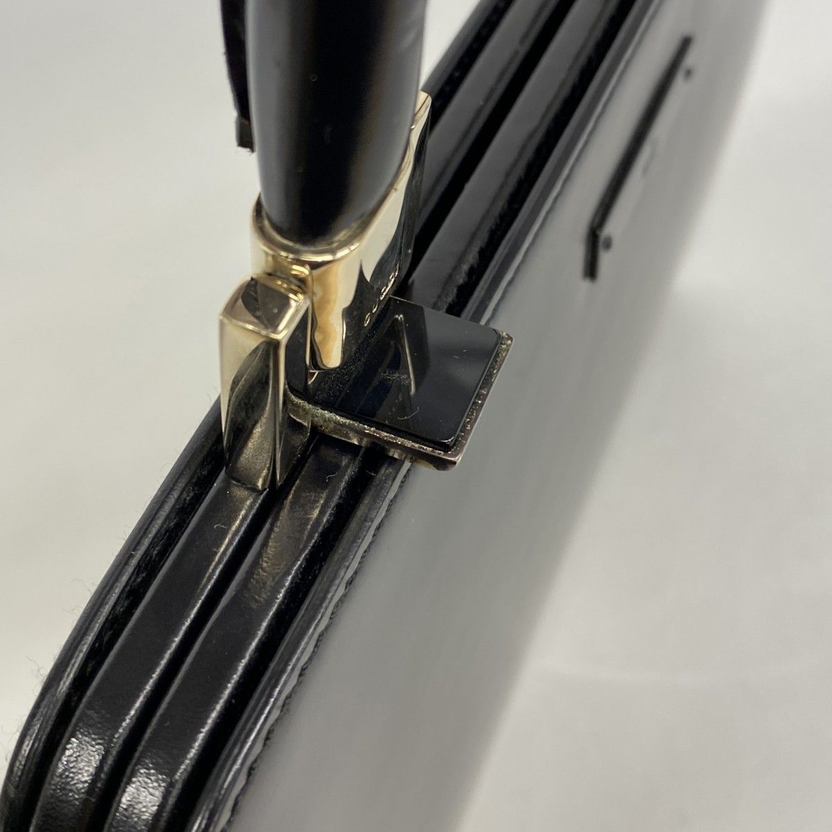 Gucci Handbag 001 Leather Black Champagne Gold — view 9