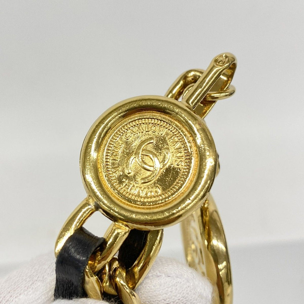 Chanel Belt Black Gold — view 6