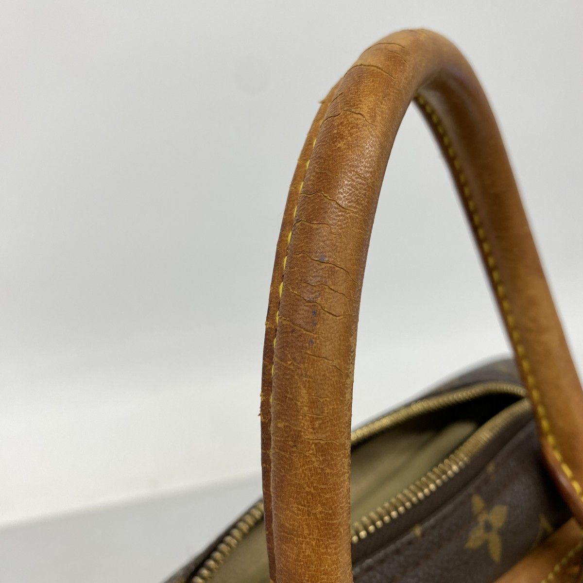 Louis Vuitton Handbag Monogram Deauville Brown — view 6